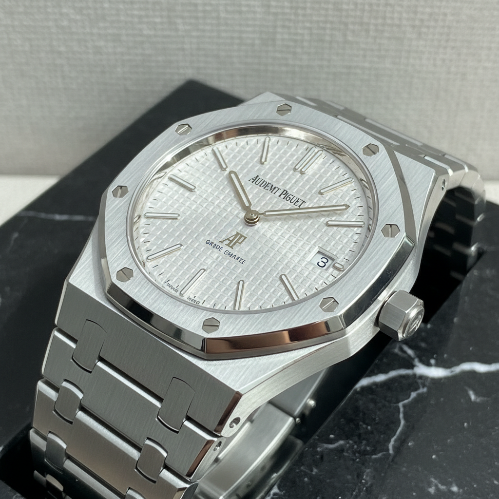 Audemars Piguet Royal Oak 15400ST